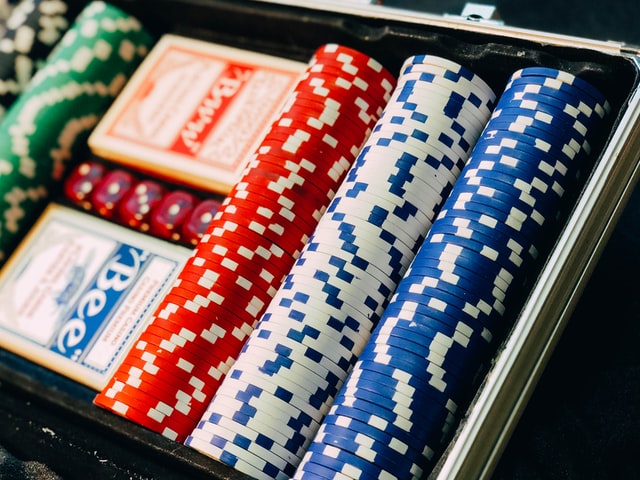 Skąd się bierze uzależnienie od hazardu?